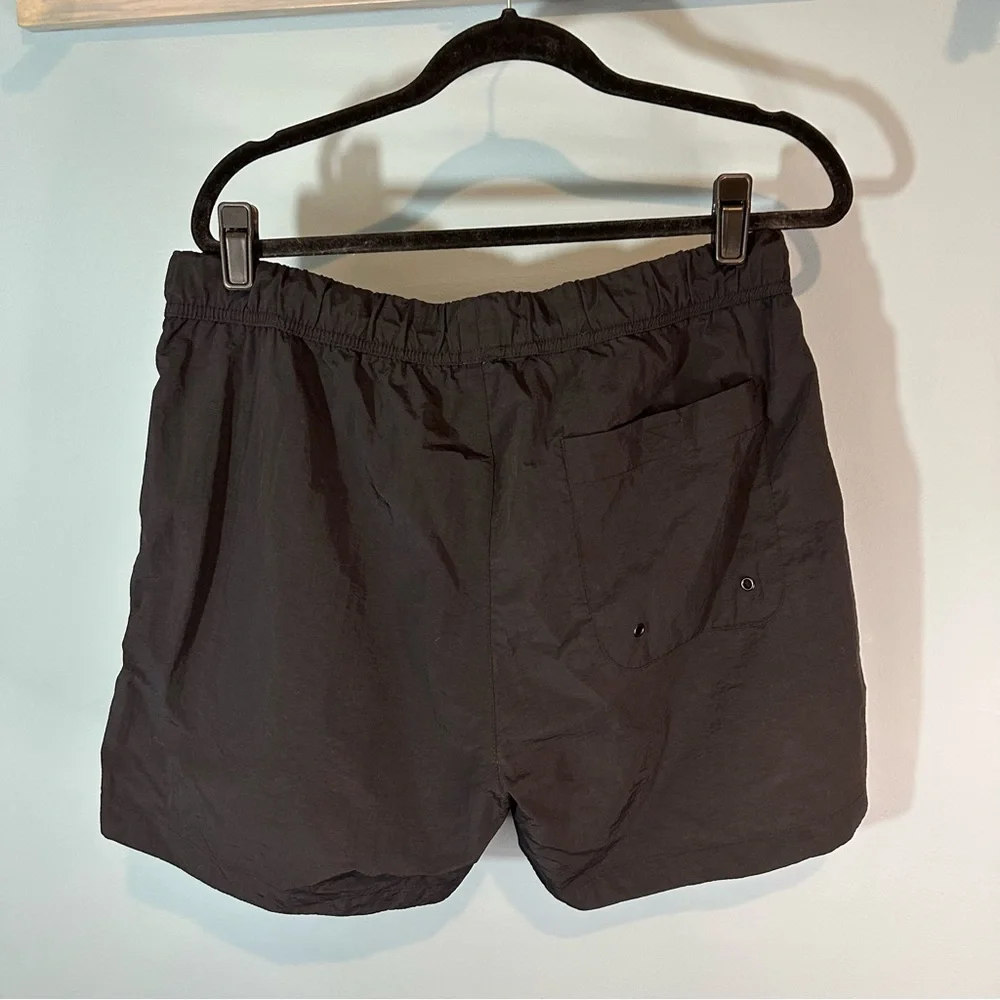 Forever 21 Shorts in Black (Athletic/Swim)